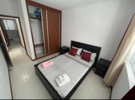 Apartamento Vila Santa Bárbara ,Bloco F RChão Dirt,Santo Antão,Cabo Verde，位于Mão para Trás的酒店