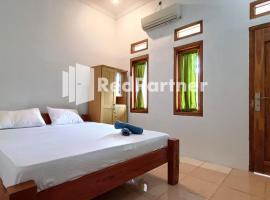 Jogo Segoro Homestay Mitra RedDoorz near Pantai Sundak Gunungkidul，位于Ngandong的酒店
