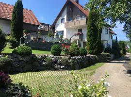 Ferienwohnung in Kressbronn a.B. / H.-J. Packeiser，位于博登湖畔克雷斯波洛的酒店