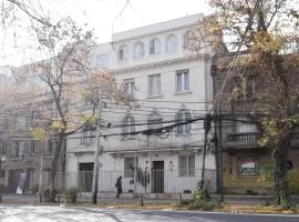Habitacion en Providencia - Metro Salvador