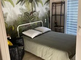 Studio cosy avec en option piscine accessible de avril à octobre
