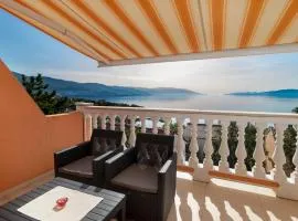 Nice Apartment In Novi Vinodolski With House Sea View