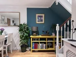 Cosy Georgian Cottage - Parking - Central Frome