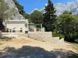 Holiday Home Nugal Makarska 2+2