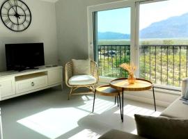 AirPort Blue Eye Apartment Dalaman 5 km form AirPort，位于达拉曼的酒店