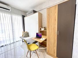 DayInn, Skyhouse BSD Lux and Homey Studio, near AEON BSD and ICE BSD，位于Cilenggang的酒店