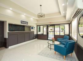 Travelodge by Wyndham Macon West，位于梅肯Middle Georgia Regional Airport - MCN附近的酒店