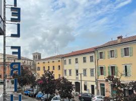 Hotel Friuli，位于切尔维尼亚诺德尔夫留利的酒店