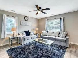 Cozy, 1-Level Cottage - 5 miles to Uptown CLT