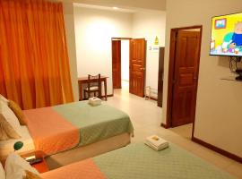 100 RV Apartments Iquitos-Apartamento primer piso con vista a piscina，位于伊基托斯的公寓