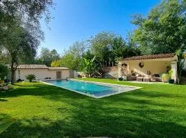 La Dolce Villa 11 sleeps Pool & Landscaped Garden