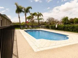 伊克诺米尔迪拉旅舍