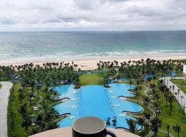 Angela at The Arena resort at Bai Dai beach, near airport Cam Ranh, Nha Trang, Khanh Hoa，位于金兰市的酒店