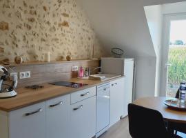 Gîtes & SPA du bien-être - Logement cosy à la campagne - ACCES SPA EN SUPPLEMENT，位于Courgains的酒店