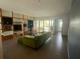Appartement à haut vallon, vue mer, parking privé