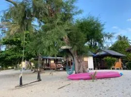 Pinks Bungalow