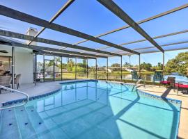 Waterfront Port Richey House with Heated Pool!，位于里奇港的酒店