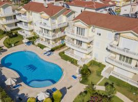 Flat with Balcony and Shared Pool in Belek，位于贝莱克的公寓