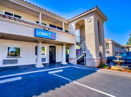 Motel 6-Menifee, CA，位于门尼菲的酒店