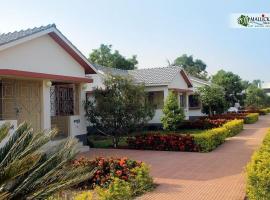 Radha Rani Hotel，位于Kola的酒店