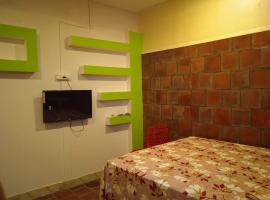 Yexus Green Resort，位于Ambāsamudram的酒店