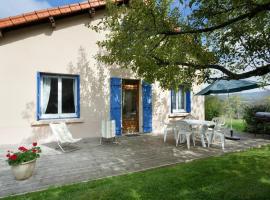 Gîte Familial et Confortable avec Jardin, Cheminée et Proximité Nature - Animaux Acceptés - FR-1-489-41，位于Ferrières-sur-Sichon的酒店