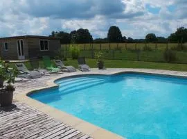 Gîte familial avec piscine partagée, cheminée et jardin clos près de Vichy - FR-1-489-76