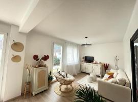 Superbe appartement avec salle de jeux，位于Vaux-lès-Saint-Claude的酒店