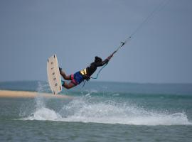 De Silva Wind Resort Kalpitiya - Kitesurfing School Sri Lanka，位于卡尔皮蒂耶的酒店