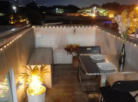 apartaestudio terraza Romantico #14，位于卡利的酒店