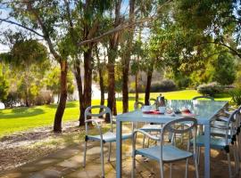 Lake Daylesford Lodge 7，位于戴尔斯福特的酒店