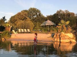 Propriété, lac, plages privées IDF 77 proche Paris，位于La Tombe的酒店