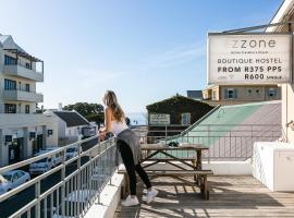 Zzzone Boutique Hostel，位于赫曼努斯的酒店