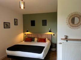 Le Clos Du Pontic Logis et Cit'Hotel，位于朗代尔诺的酒店