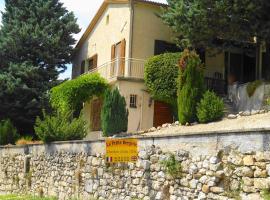 La Petite Bergerie in Drôme Provençale，位于Rottier的酒店