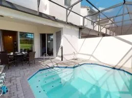 Beautiful townhouse with pool close to Disney