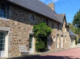 « Le petit verger »，位于昂比的酒店