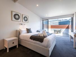 Studio Apartment - 5 Minutes to Hobart CBD - Free Parking - Free WIFI，位于桑迪湾的酒店