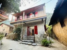 Homestay Bản Giốc- Tay's Traditional Village