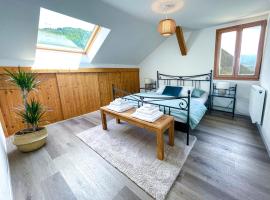 Sweet & Cosy Chalet in the heart of the Swiss Alps，位于Troistorrents的酒店