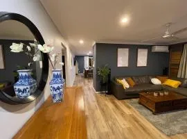 Peaceful Brand New Holiday house in North Lakes