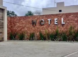 DELUZ HOTEL，位于Aparecida do Taboado的酒店