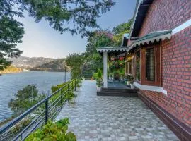 SaffronStays Gardens On The Lake, Bhimtal - pet-friendly garden villa by the lake