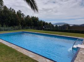 APARTAMENTO PLAYA DE ESTORDE - Piscina y playa para disfrutar A Costa da Morte，位于塞埃的酒店