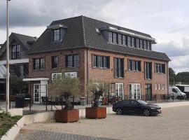 Sientjes Boetiekhotel，位于Kerkdriel扎尔特博默尔火车站附近的酒店