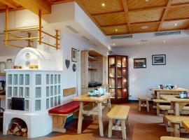 Pinzgauer Hütte-Zell am See- Piesendorf，位于皮森多夫的酒店