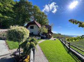 Vineyard cottage Skriti raj，位于Leskovec pri Krškem的度假屋