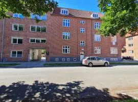 Sjællandsgade 22. 2 tv (id 049)