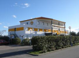 普瑞米尔佩皮南诺德经典酒店，位于佩皮尼昂-里沃萨尔特机场 - PGF附近的酒店