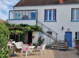 Les Noyers Monestois entre Cher et Canal de Berry，位于Mennetou-sur-Cher的酒店